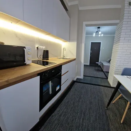Appartamento 2 Bedrooms Apart. Near Unic On Ismail Street.